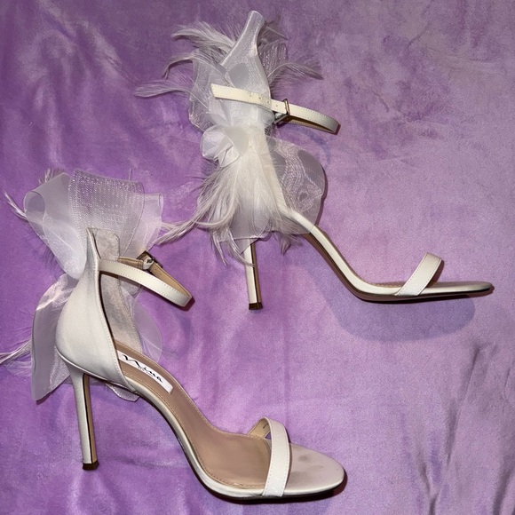 Heels - Picture 7 of 8